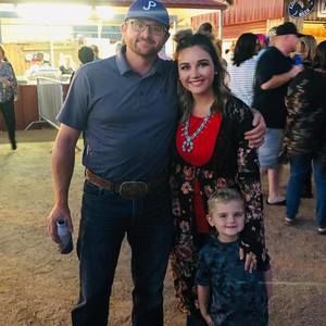 Meet your Posher, Lauren